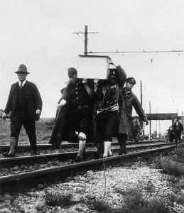 Shimoyama's remains being removed from the Joban Line. Shimoyama's death was the first of three mysterious incidents on Japan's rails in 1949.