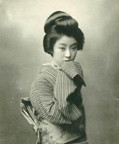 Geisha Black and White Photo