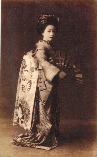 young-geisha